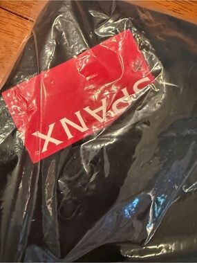 SPANX Air Essentials Blanket - brand new!